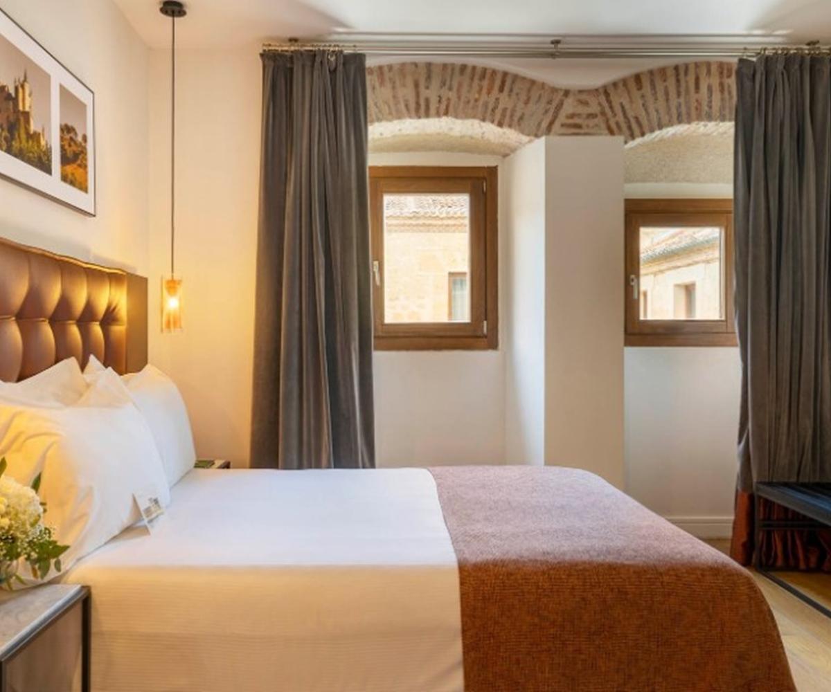 Aurea Convento Capuchinos By Eurostars Hotel Company Segovia Exterior photo A room at Hotel Gran Vía