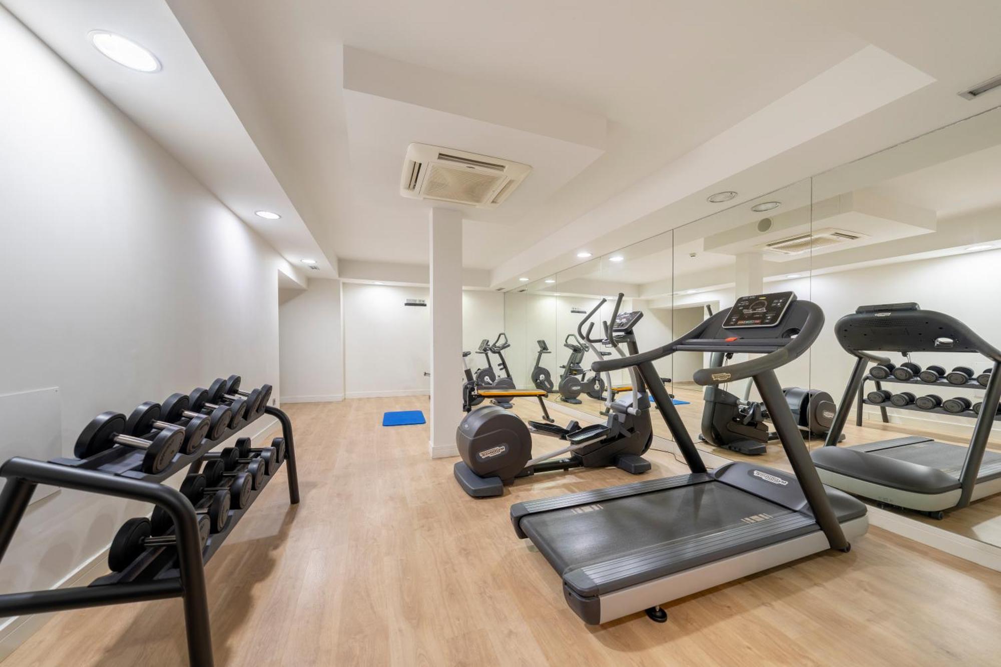 Aurea Convento Capuchinos By Eurostars Hotel Company Segovia Exterior photo A gym in a hotel