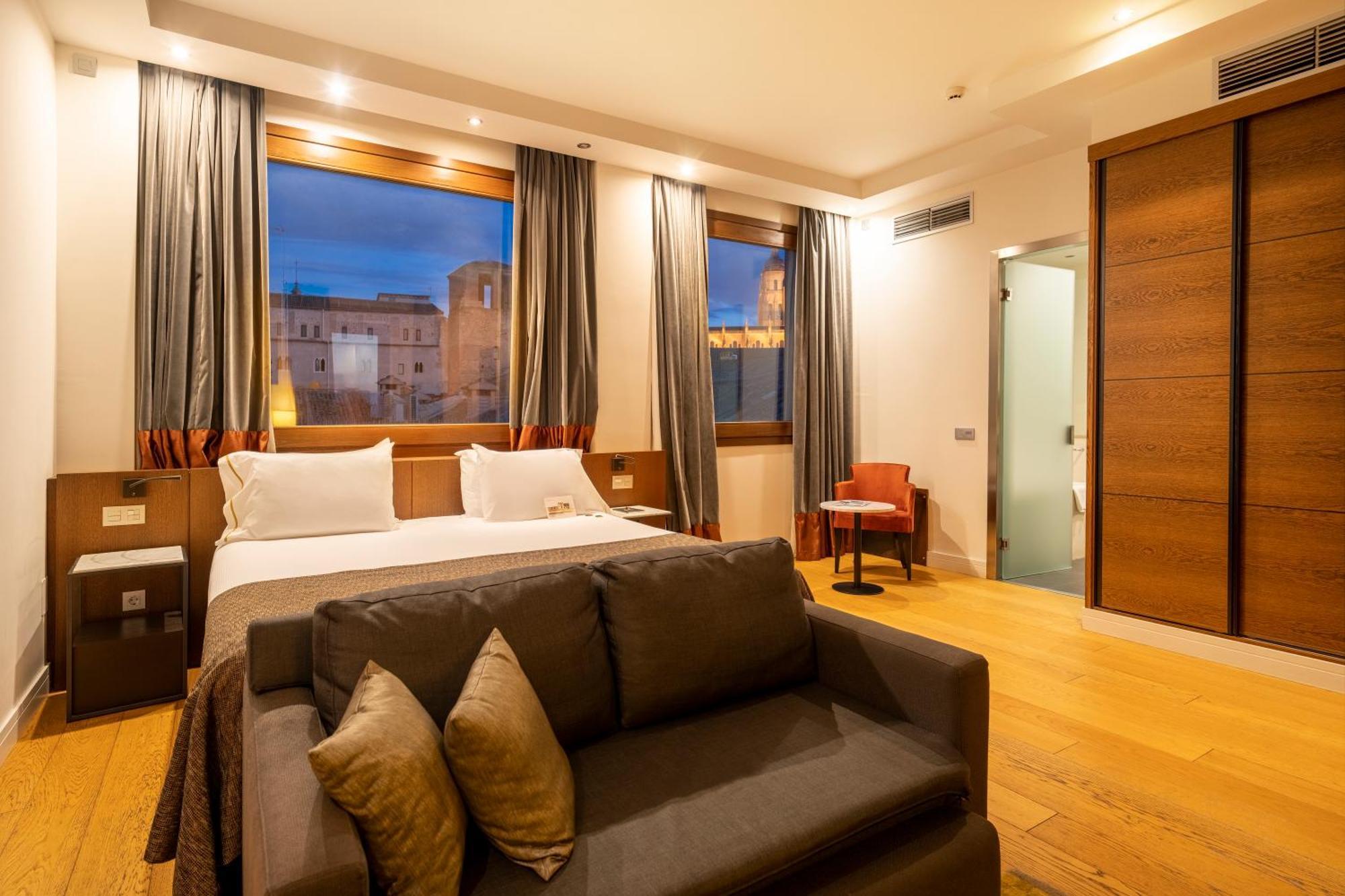 Aurea Convento Capuchinos By Eurostars Hotel Company Segovia Exterior photo Deluxe room